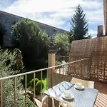 Apartment Gardens Of N10 *