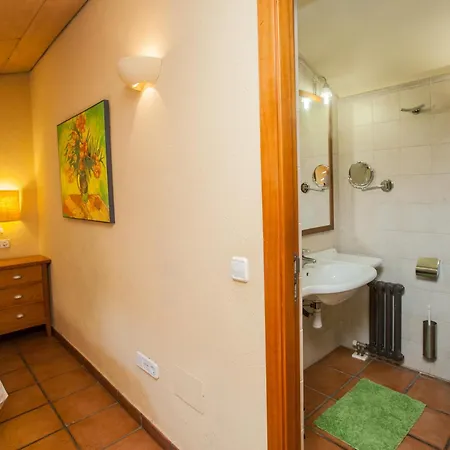 Apartmán Gardens Of N10 *