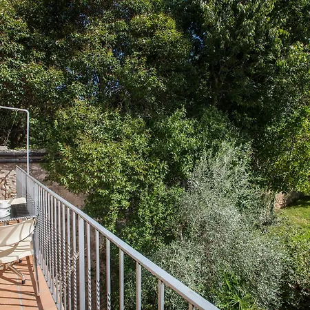 Apartmán Gardens Of N10